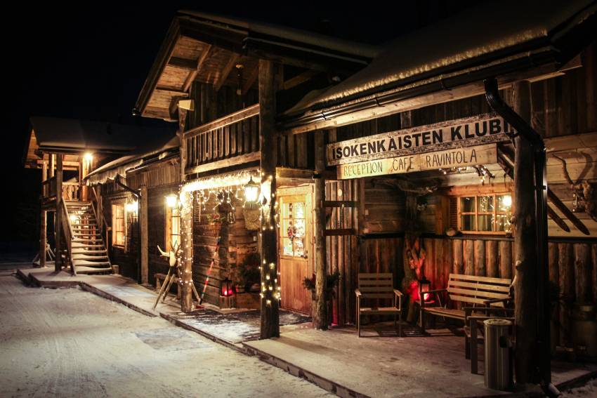Isokenkäisten Klubi Lodge